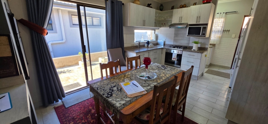 2 Bedroom Property for Sale in Dana Bay Western Cape